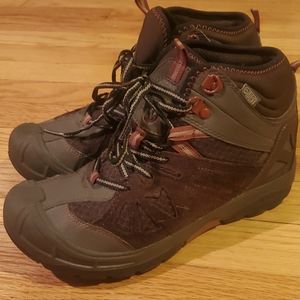 Like New Boys Merrell boots sz 4.5M